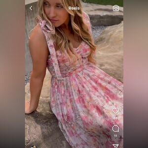 Beautiful floral dress by Mable